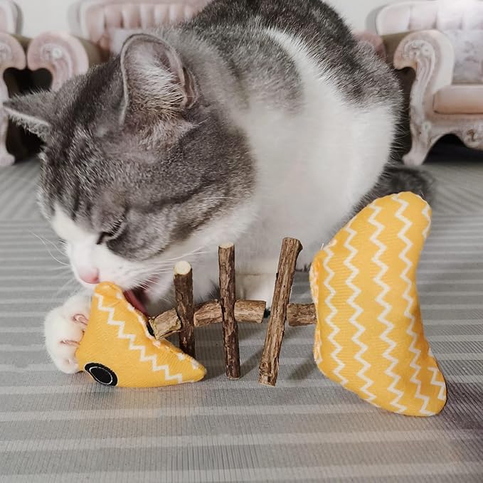 Catnip Toys Fish, Cat Chew Toy, Silvervine Sticks for Indoor Cats, Interactive Cat Kicker Nip Toys,Kitty Teeth Cleaning, Kitten Exercise (3 silvervine Fish)