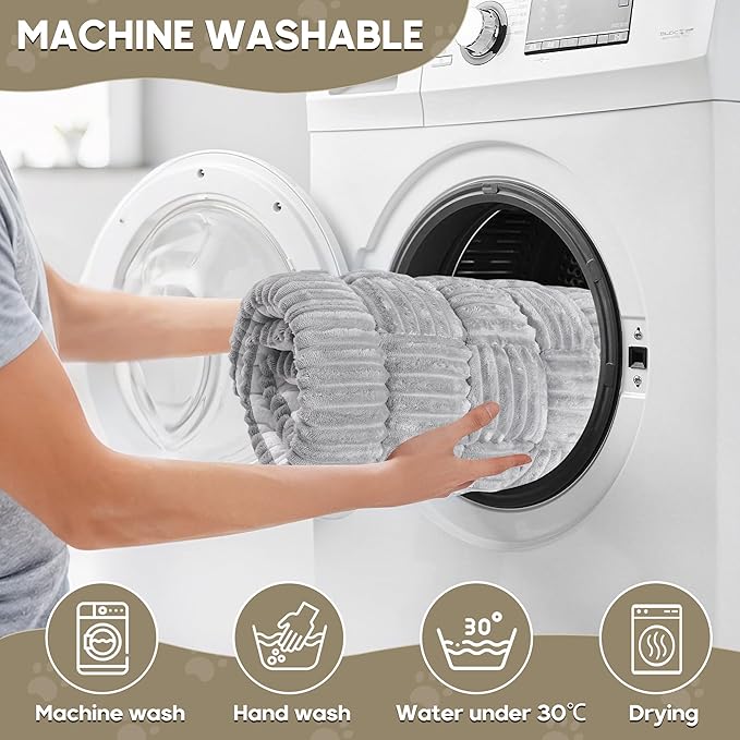 Dog Car Bed Mat, Non-Slip Backseat Extender Pet Blanket, Plaid Dog Bed for Trucks, Sedans & Large SUVs, Chew-Resistant Travel Pad for Dogs, Easy Clean & Scratch-Proof & Comfort（56"x28.7" Light Gray